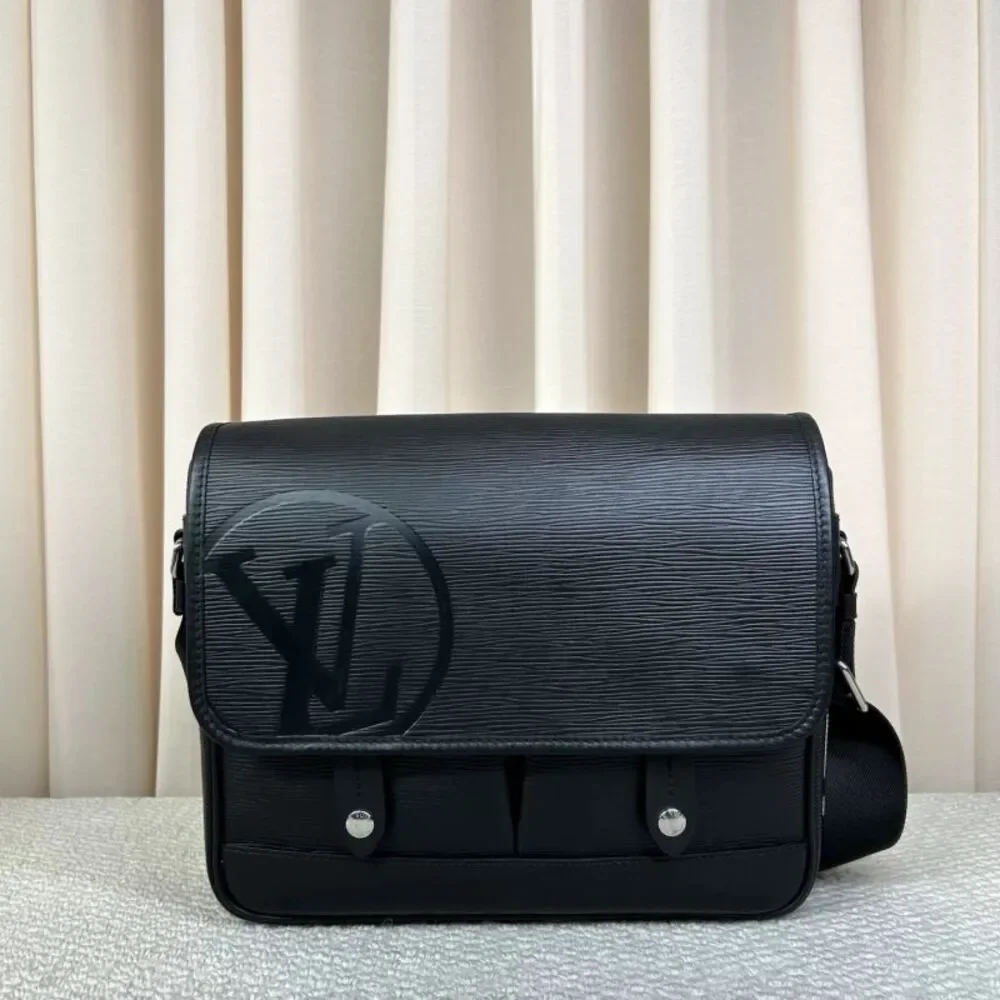 Louis Vuitton Women Pre-Loved Bag Very Good Condition